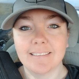 Meet your Posher, Kenia